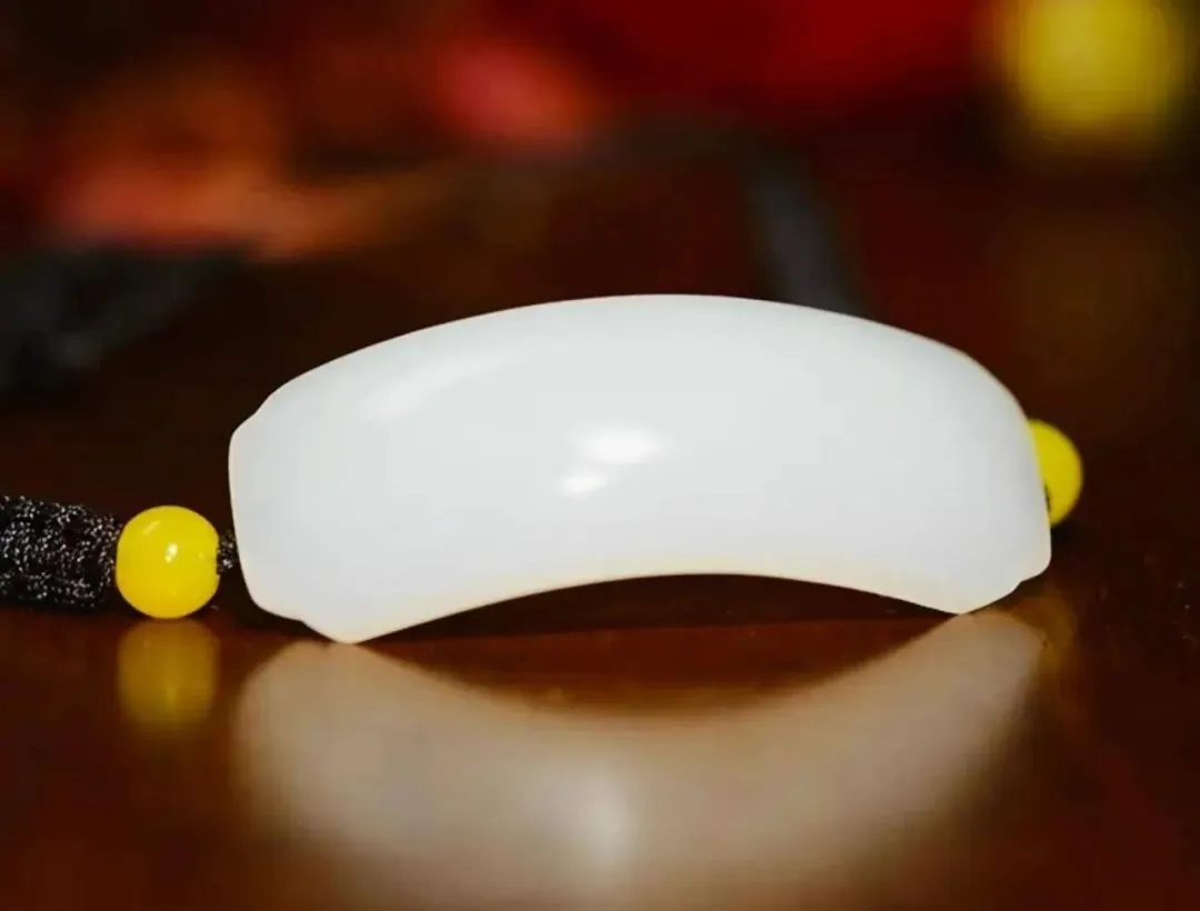 不太白的和田玉！好玉的白度为什么普遍不高？